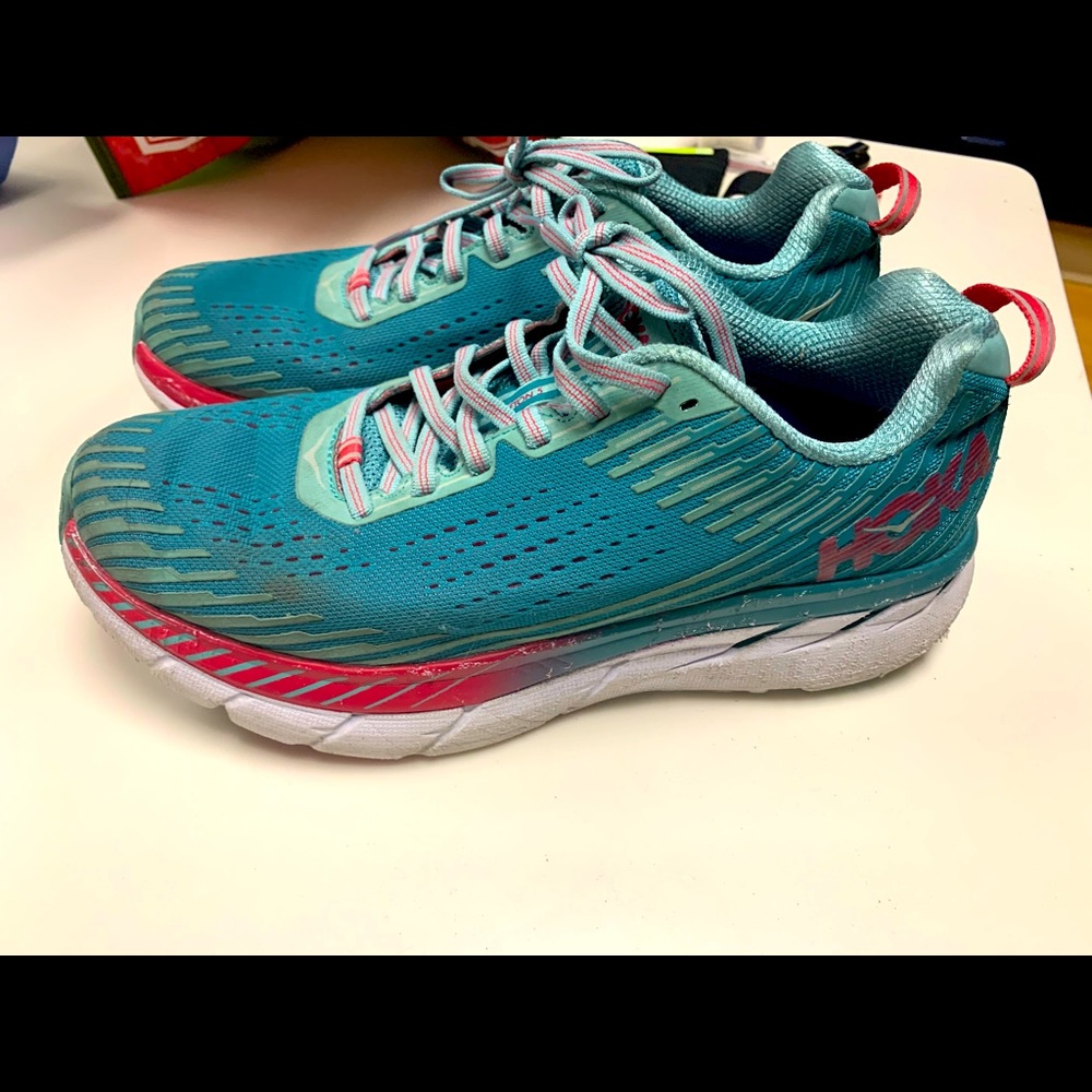 Hoka OneOne